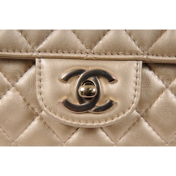 Chanel Womens Gold Metallic Lambskin Quilted CC Logo Large Heart Crossbody Bag - Picture 2 of 12